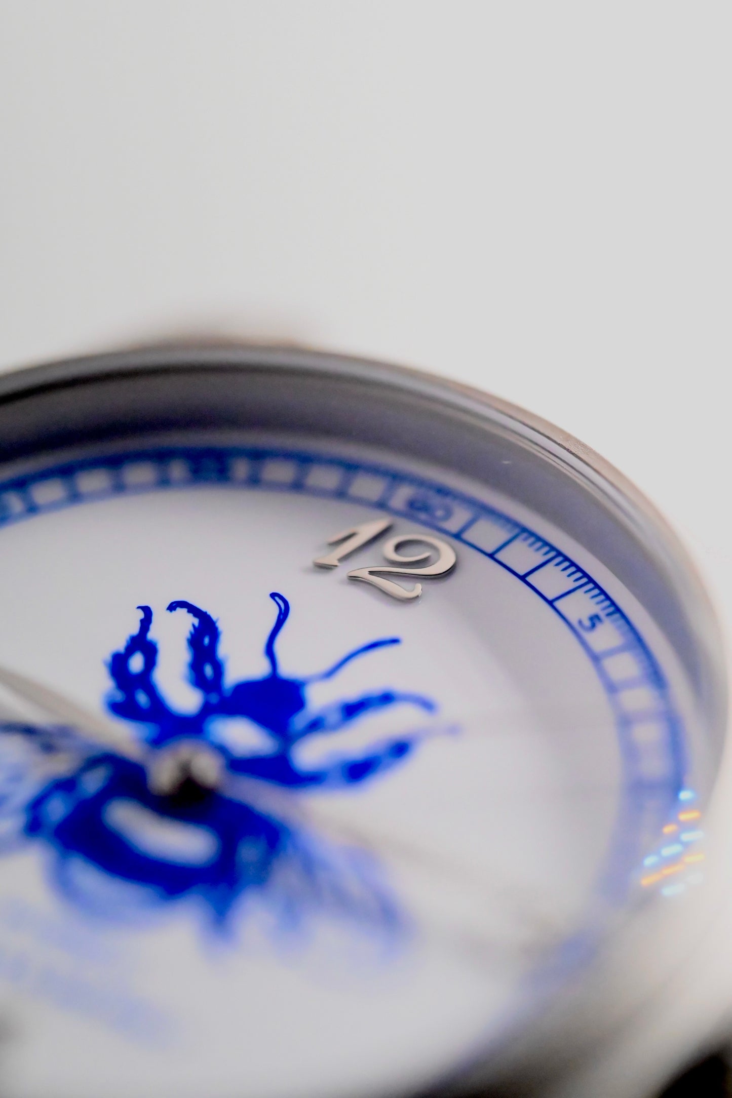 BUMBLE BEE porcelain (Coming Soon)